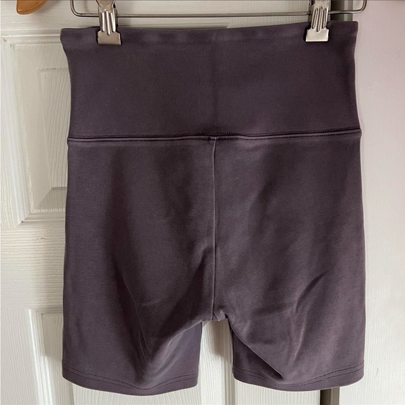 KITH purple biker shorts - Picture 6 of 8